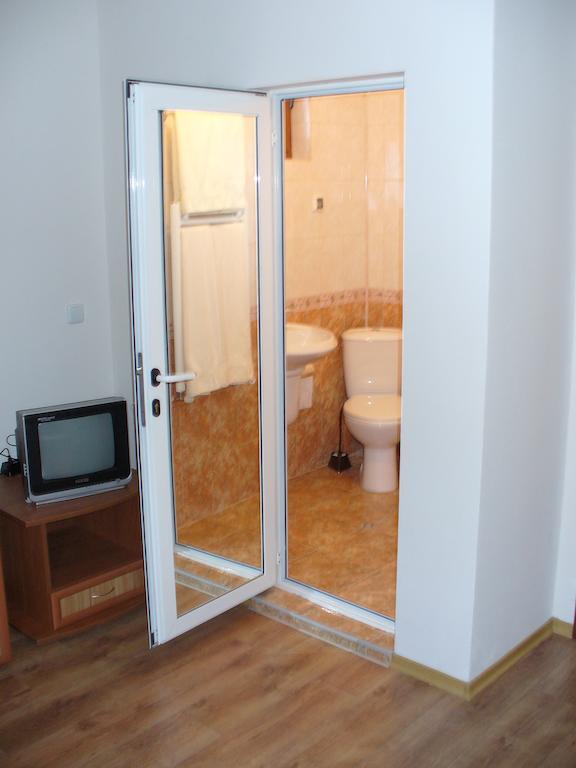 Guest House Alfa Daniel Balkanets  Kamer foto