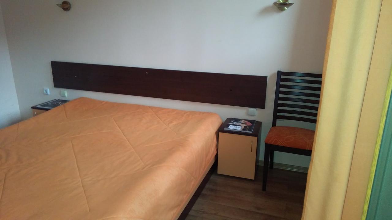 Guest House Alfa Daniel Balkanets  Buitenkant foto
